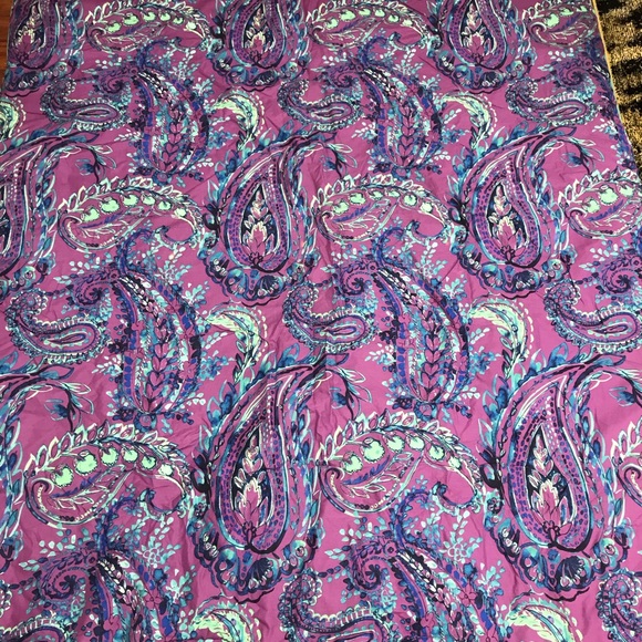 Beautiful Comforter set💥 Perfect for dorm or apartment - Picture 2 of 6